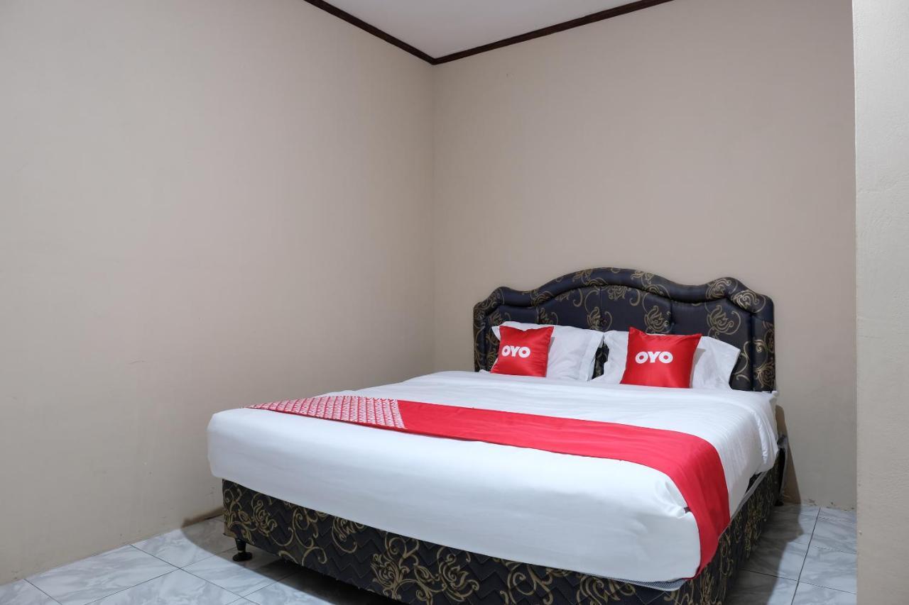 Oyo 1851 Homestay Joss Tanjungbinga Экстерьер фото